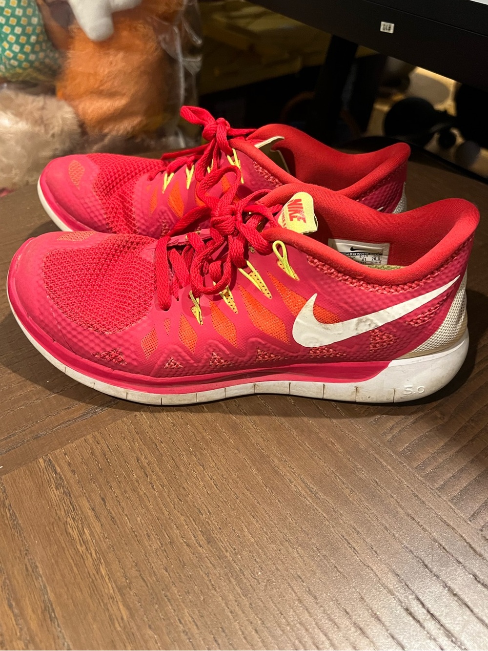 Nike Free 5.0 Pink-Red Running Shoes Women’s Size 9.5 - Picture 2 of 5
